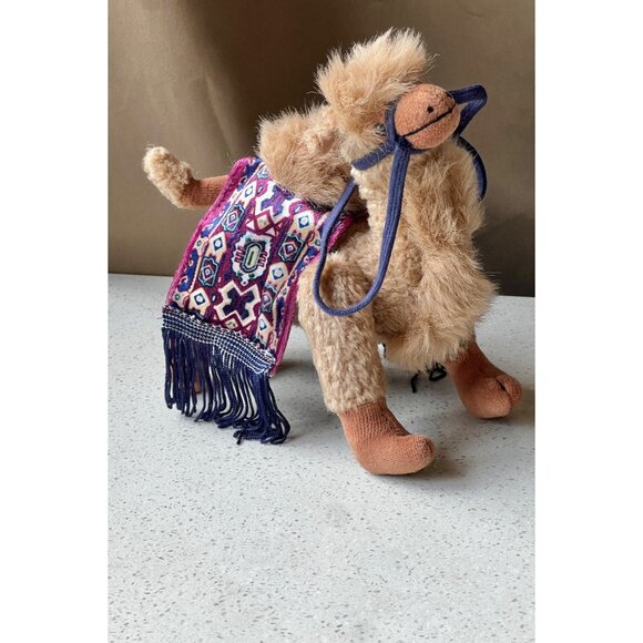Ty Beanie Babies Humpback Camel Plush Toy With Decorative Blanket & Fringe - 8" - Picture 1 of 11